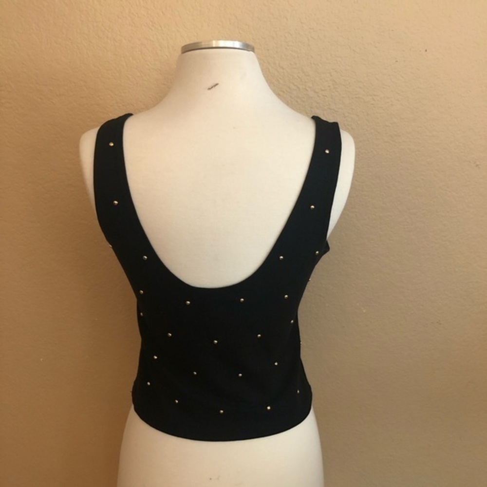 Express Cropped Beaded Tank Top‎ - Picture 2 of 6